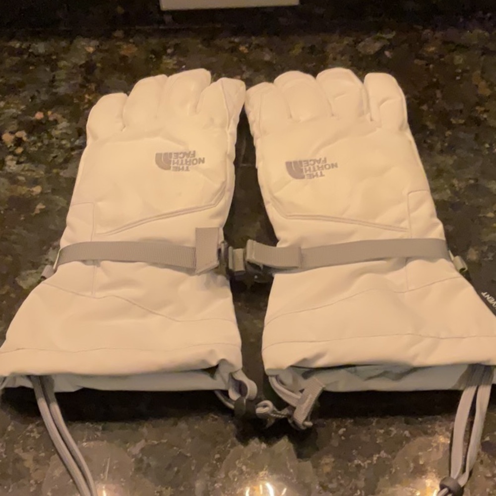 The North Face White Women’s Gloves